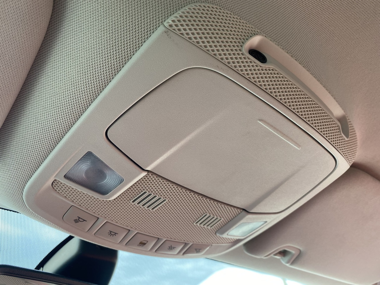 Used Ford Mondeo 2015 for sale - 76225242: Photo 47