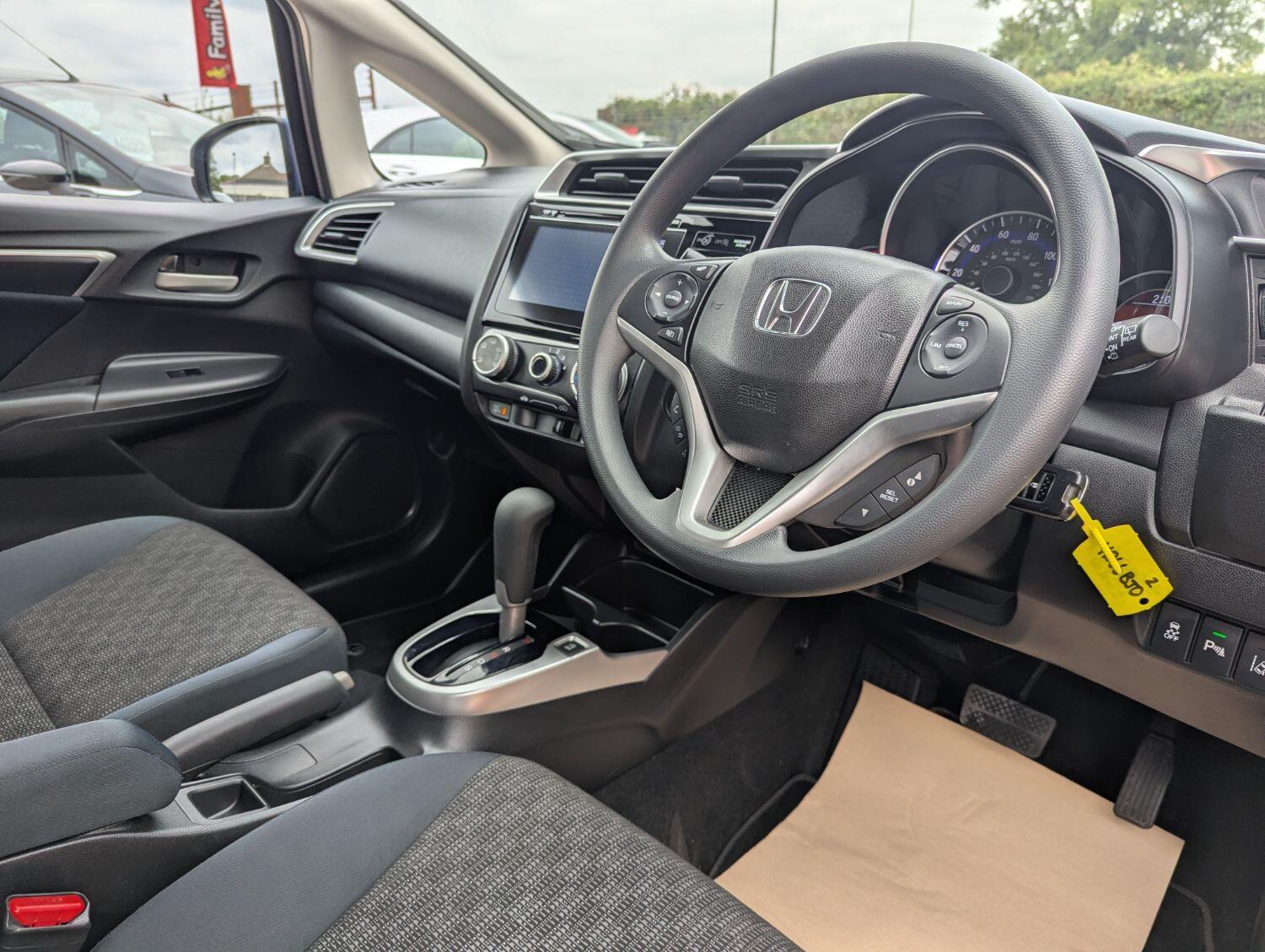 Used Honda Jazz 2016 for sale - 76011284: Photo 6