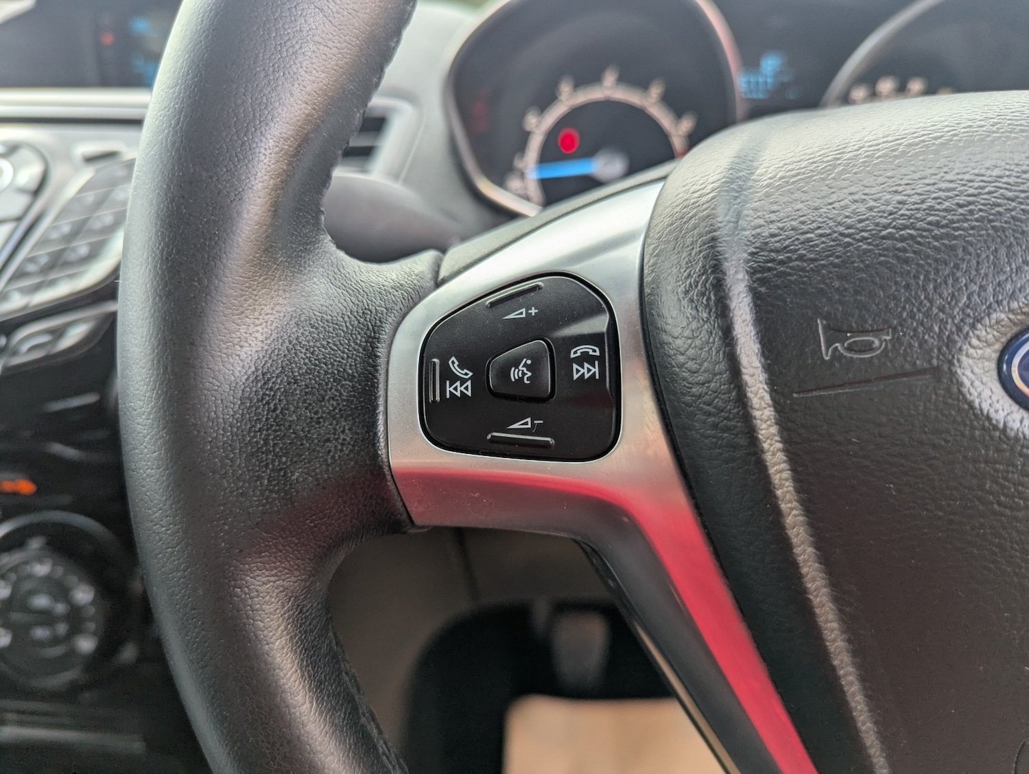 Used Ford Fiesta 2015 for sale - 76407596: Photo 13