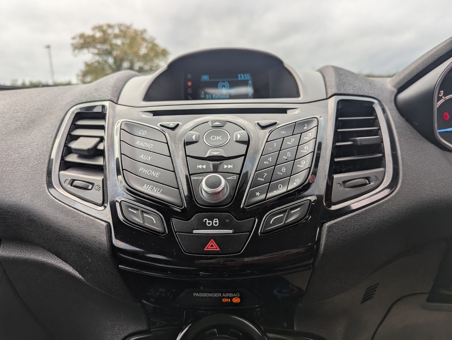 Used Ford Fiesta 2015 for sale - 76407596: Photo 17