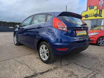 Used Ford Fiesta 2015 for sale - 76407596: Photo
