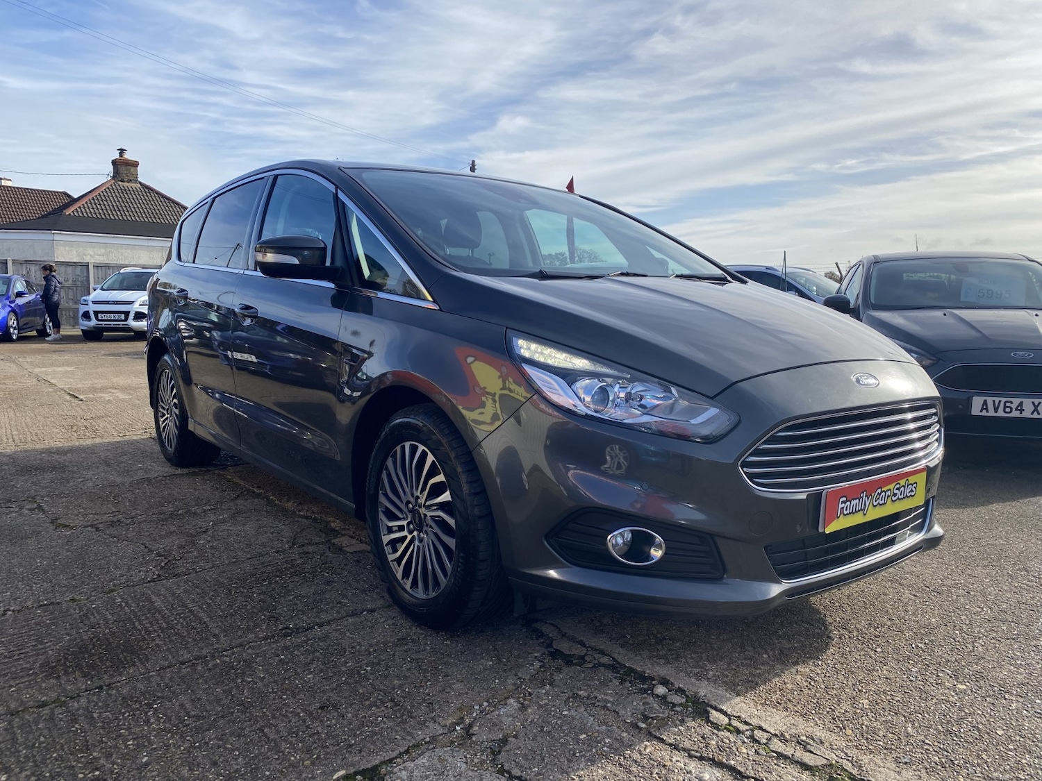Used Ford S-Max 2019 for sale - 76374194: Photo 1