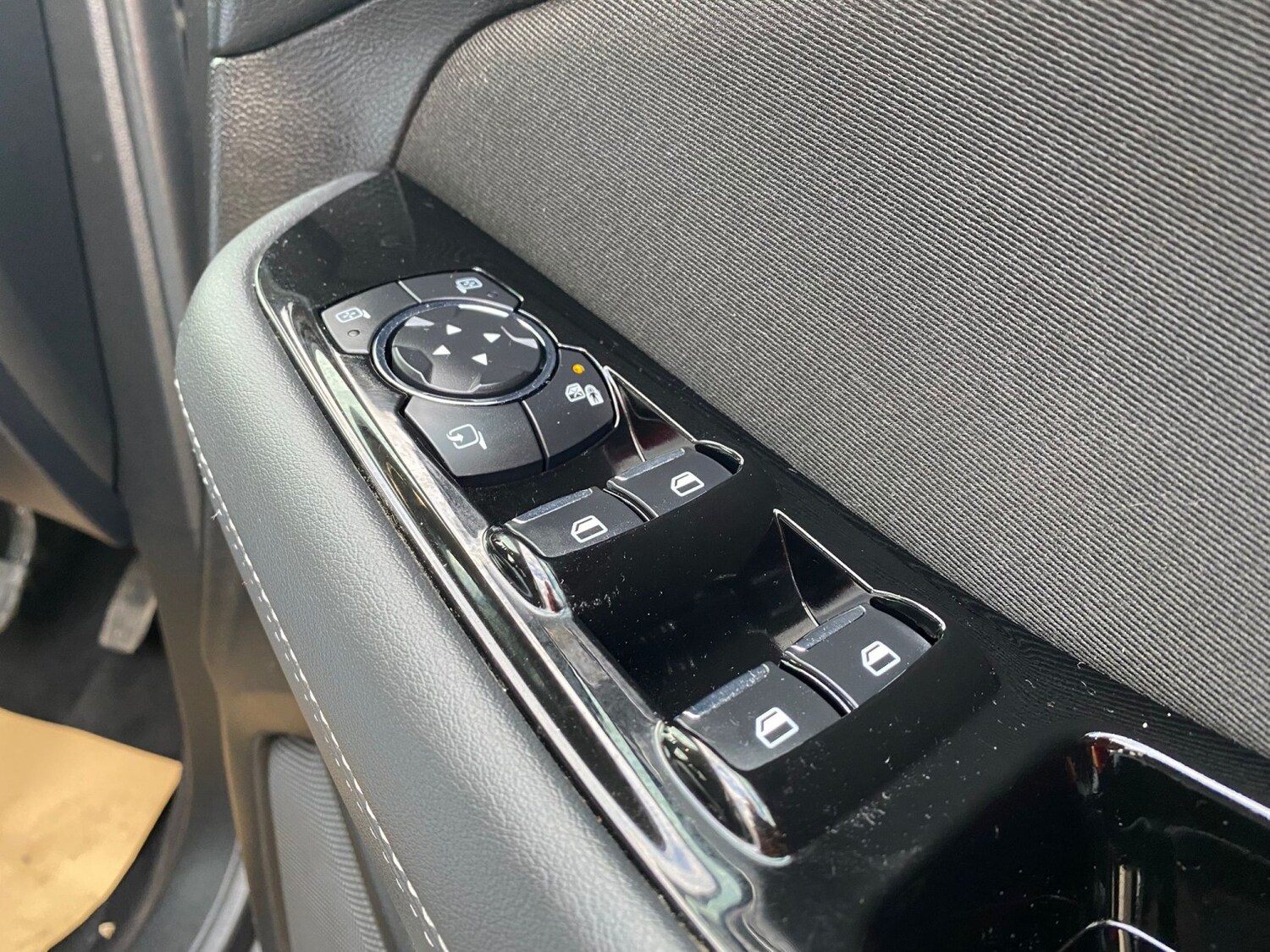 Used Ford S-Max 2019 for sale - 76374194: Photo 18