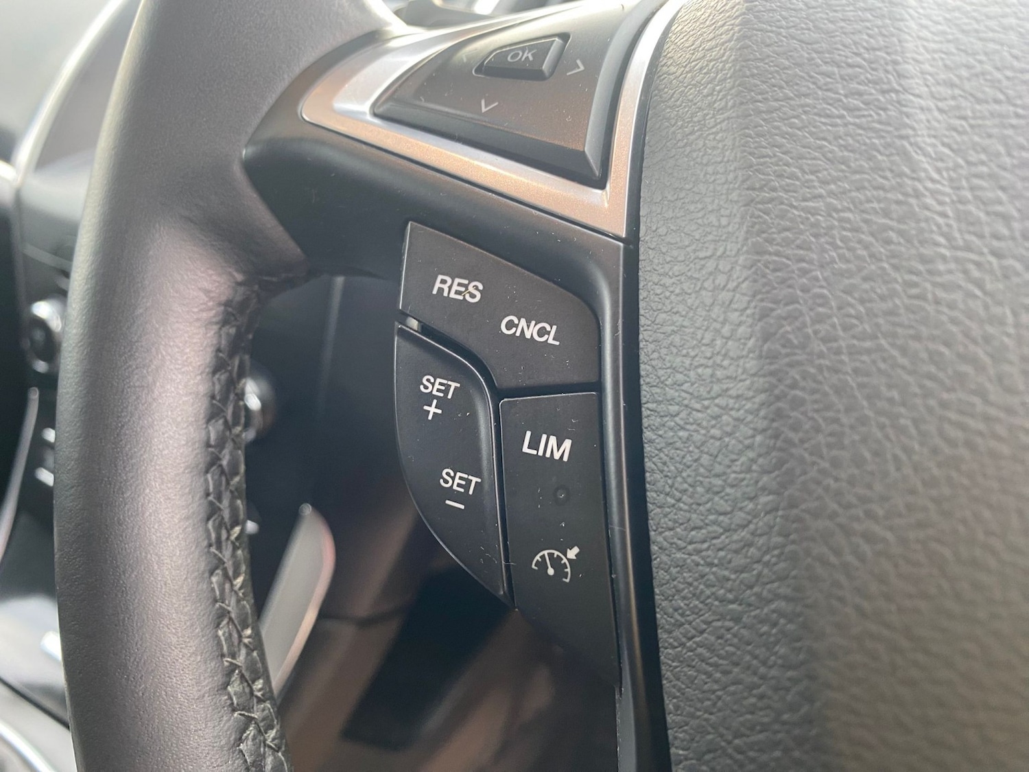 Used Ford S-Max 2019 for sale - 76374194: Photo 23