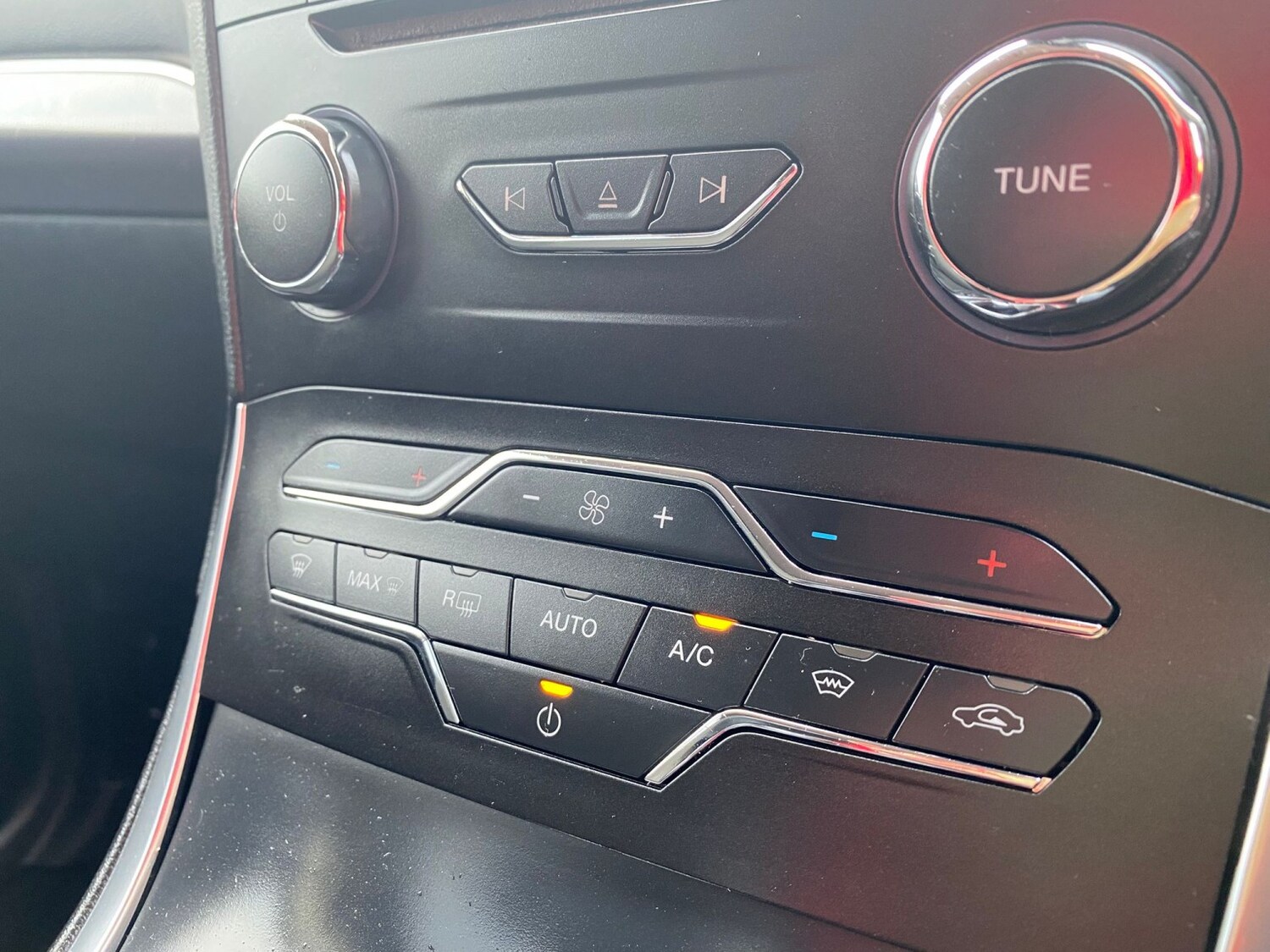 Used Ford S-Max 2019 for sale - 76374194: Photo 29