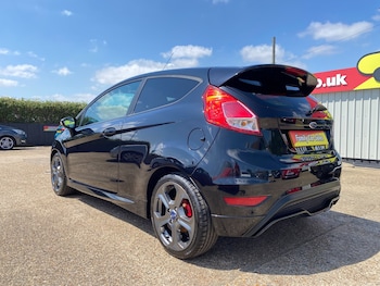 Used Ford Fiesta 2014 for sale - 79205443: Photo