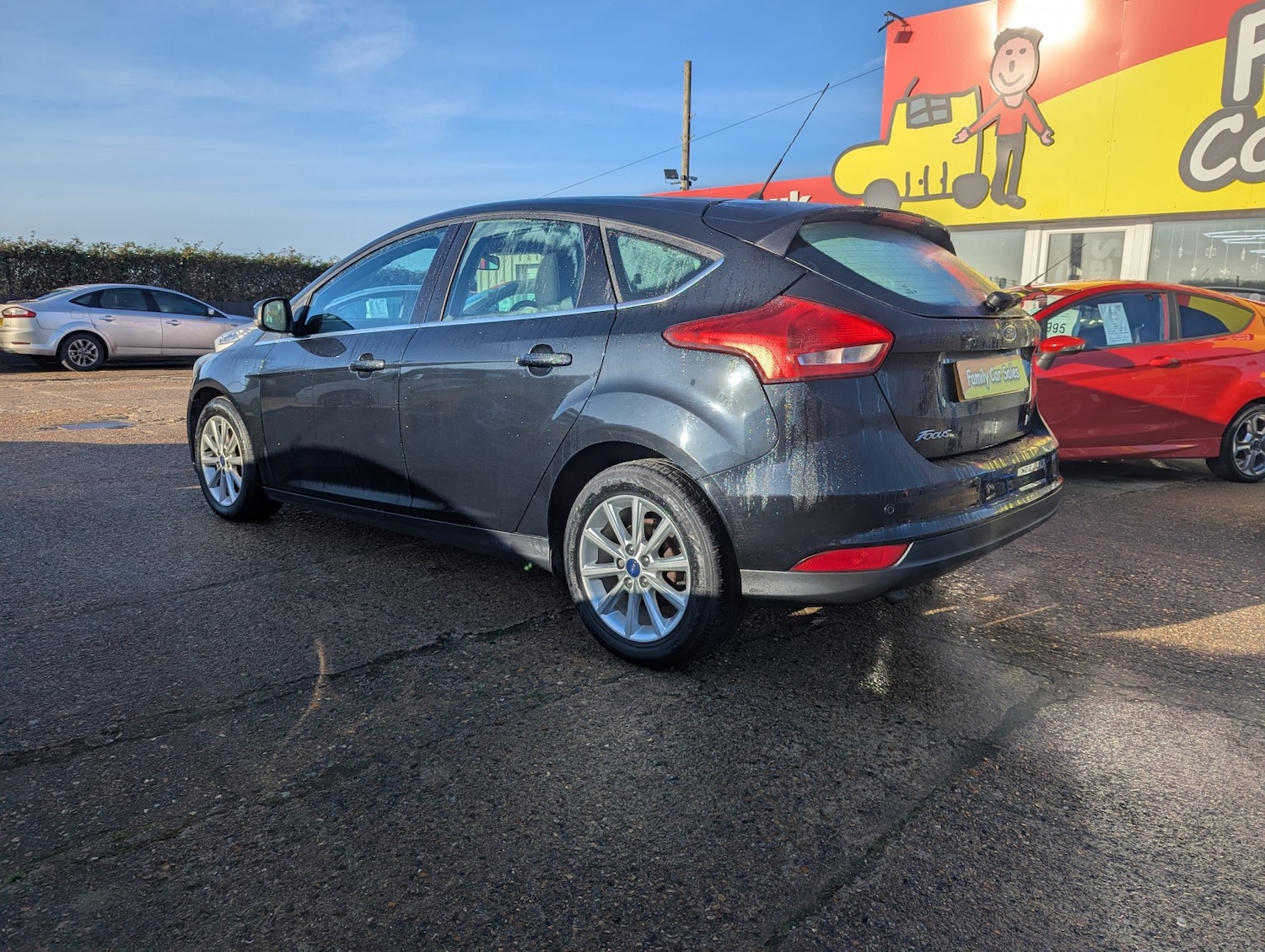 Used Ford Focus 2015 for sale - 76924449: Photo 3