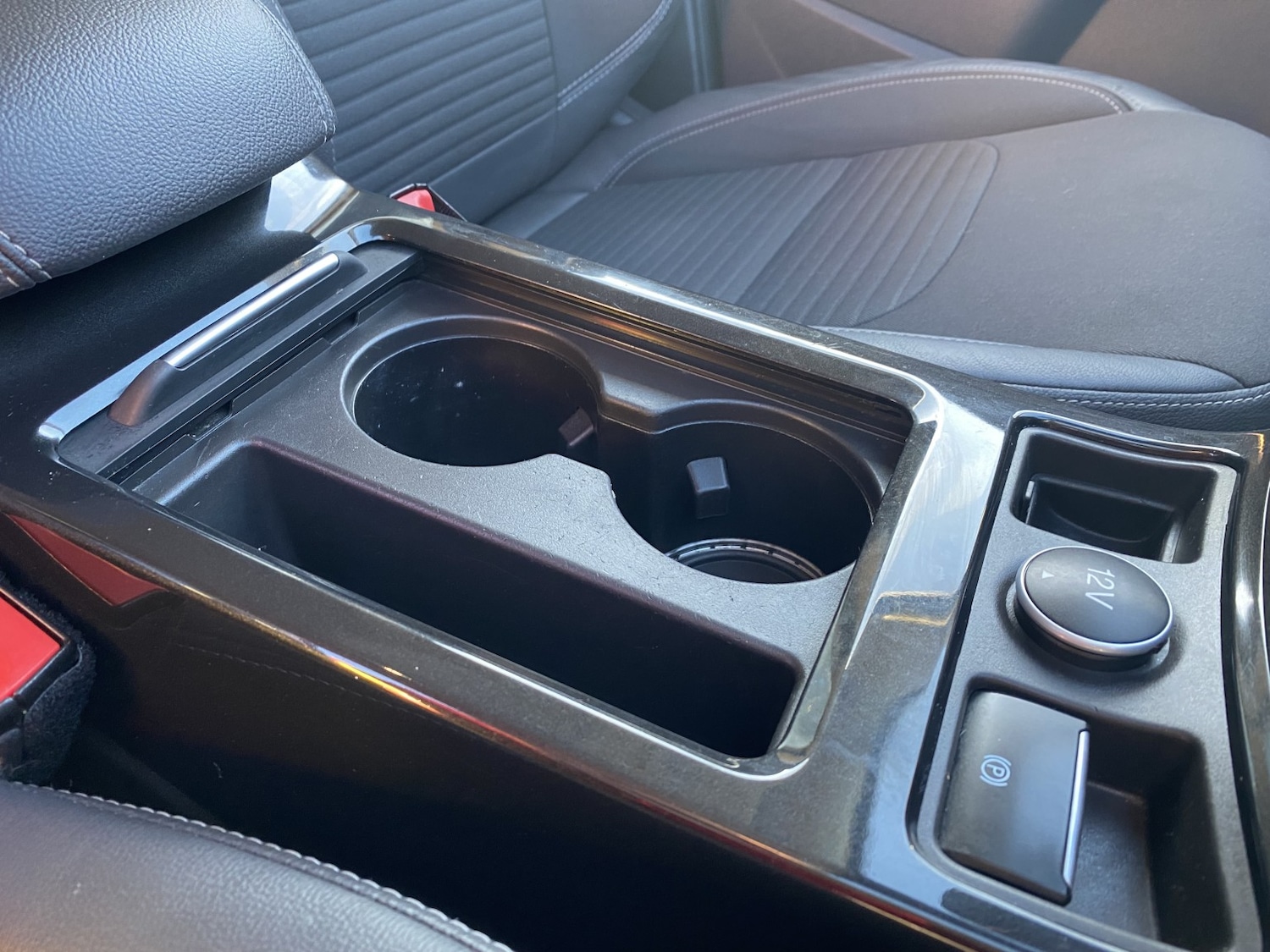 Used Ford Kuga 2018 for sale - 76198274: Photo 38