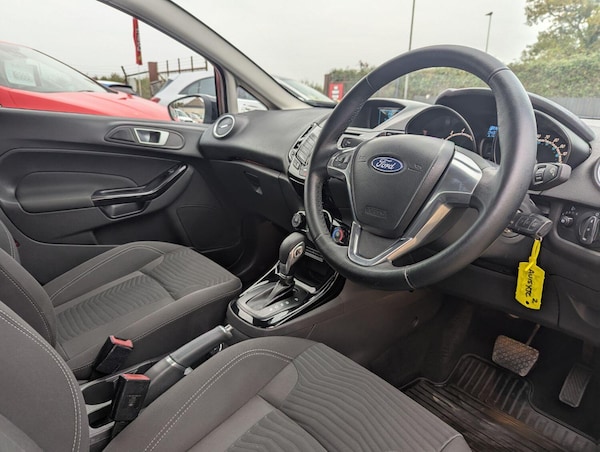 Used Ford Fiesta 2015 for sale - 76299065: Photo 3