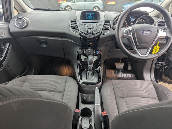 Used Ford Fiesta 2015 for sale - 76299065: Photo 8