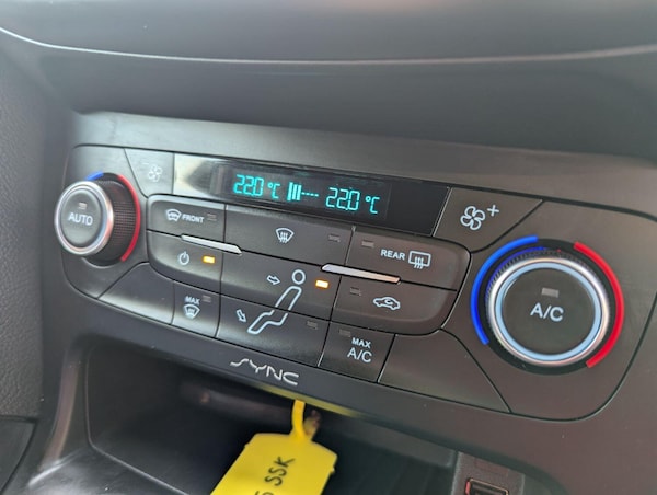 Used Ford Focus 2015 for sale - 76011397: Photo 19