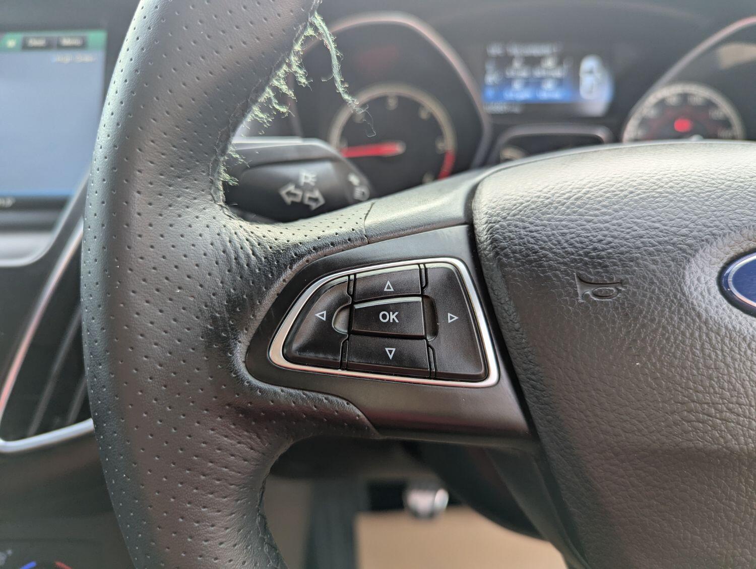 Used Ford Focus 2015 for sale - 76011397: Photo 24