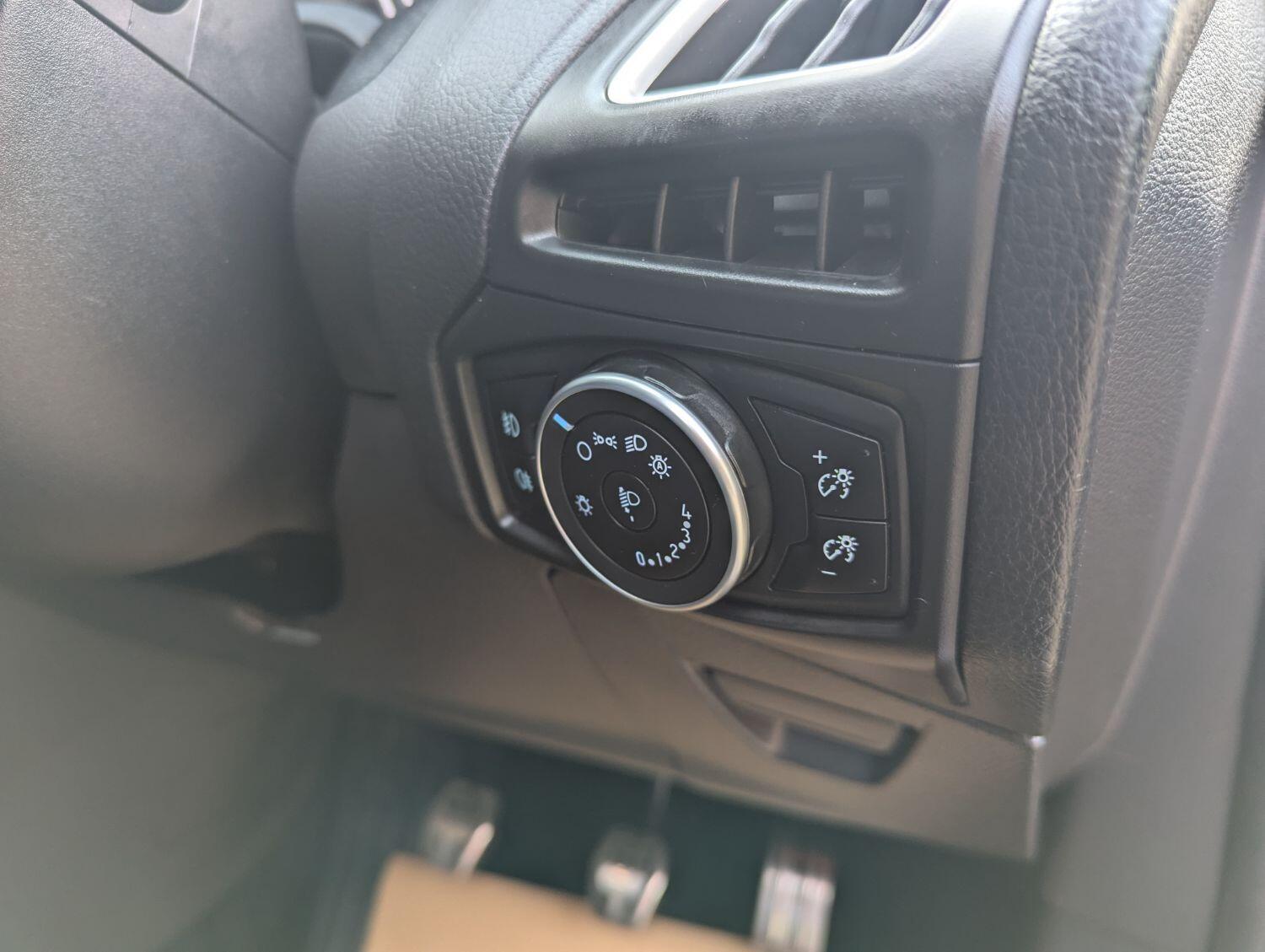 Used Ford Focus 2015 for sale - 76011397: Photo 25