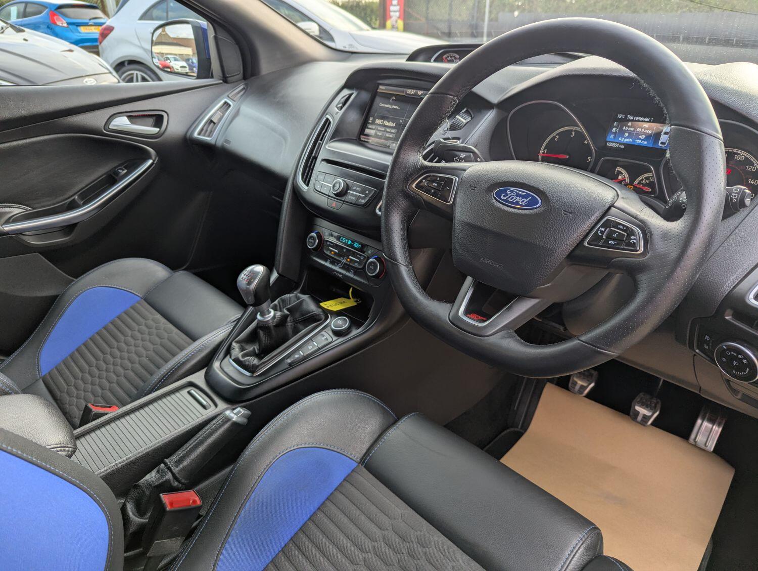 Used Ford Focus 2015 for sale - 76011397: Photo 30