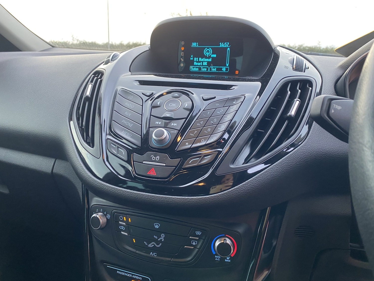 Used Ford B-MAX 2016 for sale - 76911137: Photo 9