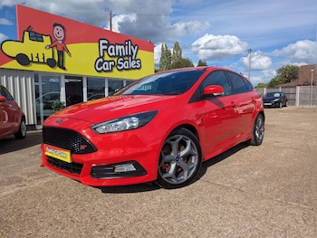 2015 - 2.0 T EcoBoost ST-2 5-Door