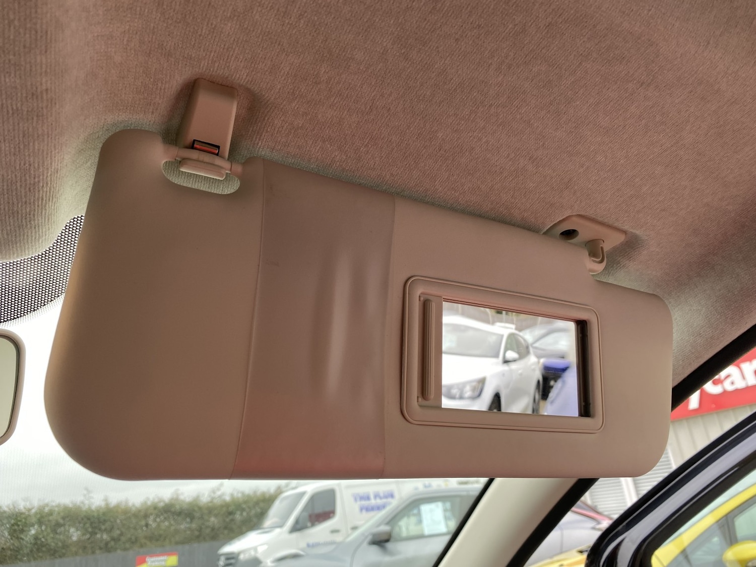 Used Ford Ka 2015 for sale - 76497569: Photo 41