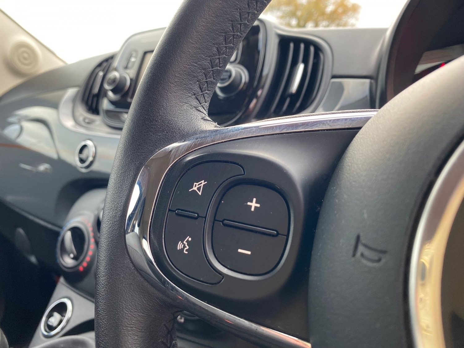 Used Fiat 500C 2019 for sale - 76407461: Photo 43