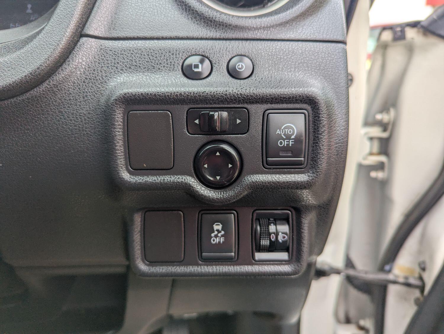 Used Nissan Note 2015 for sale - 76070360: Photo 14