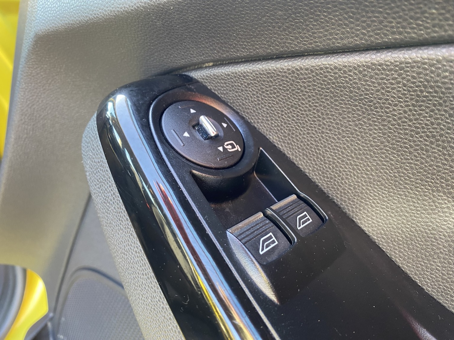 Used Ford Fiesta 2014 for sale - 77781635: Photo 28