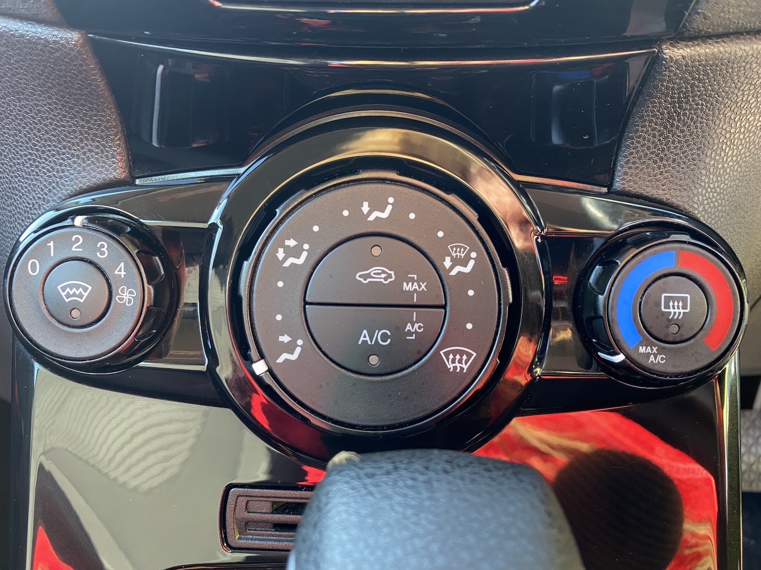 Used Ford Fiesta 2014 for sale - 77781635: Photo 34