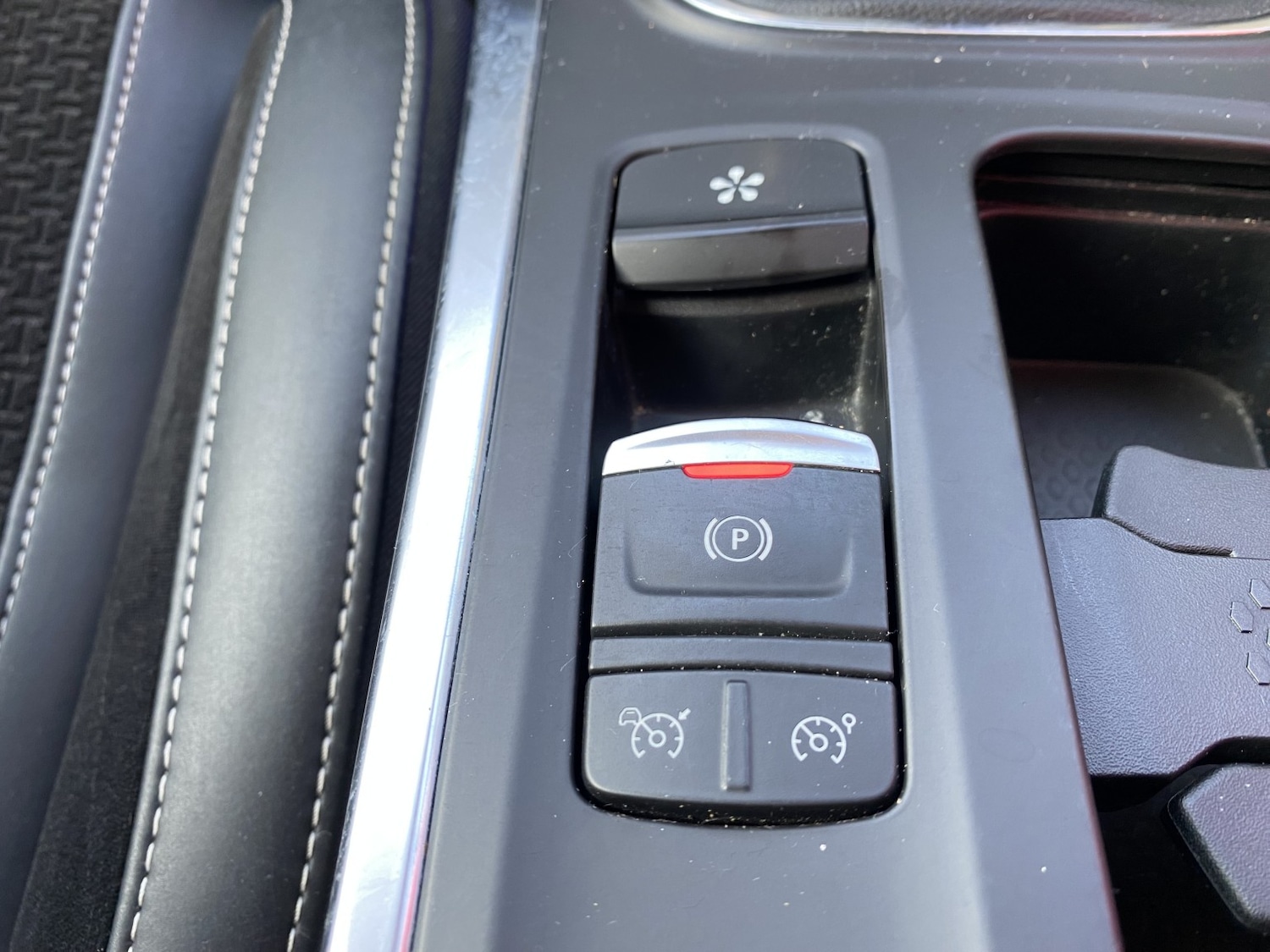 Used Renault Megane 2016 for sale - 77662176: Photo 44