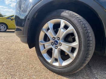Used Ford Kuga 2015 for sale - 79531610: Photo