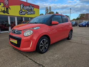 2015 - 1.0 VTi Flair 5-Door