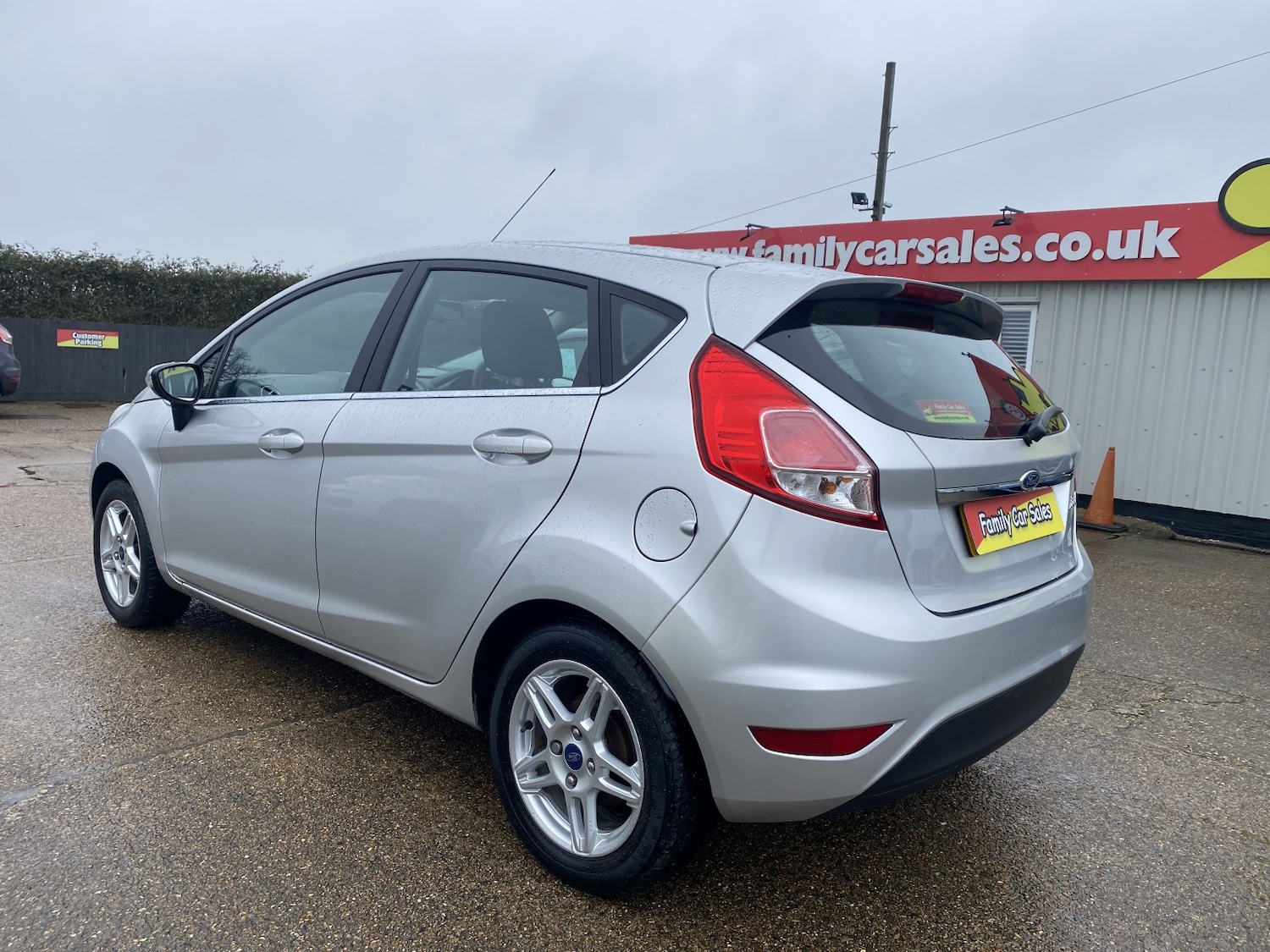 Used Ford Fiesta 2013 for sale - 77687681: Photo 12