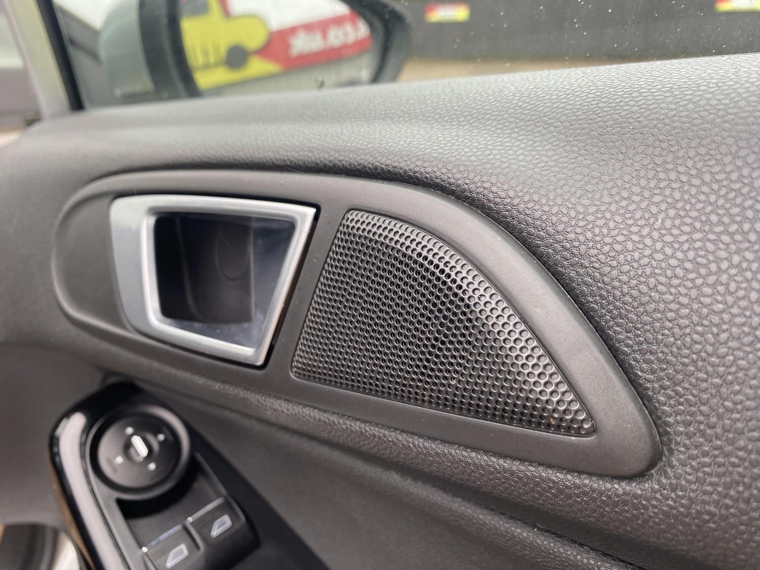 Used Ford Fiesta 2013 for sale - 77687681: Photo 24