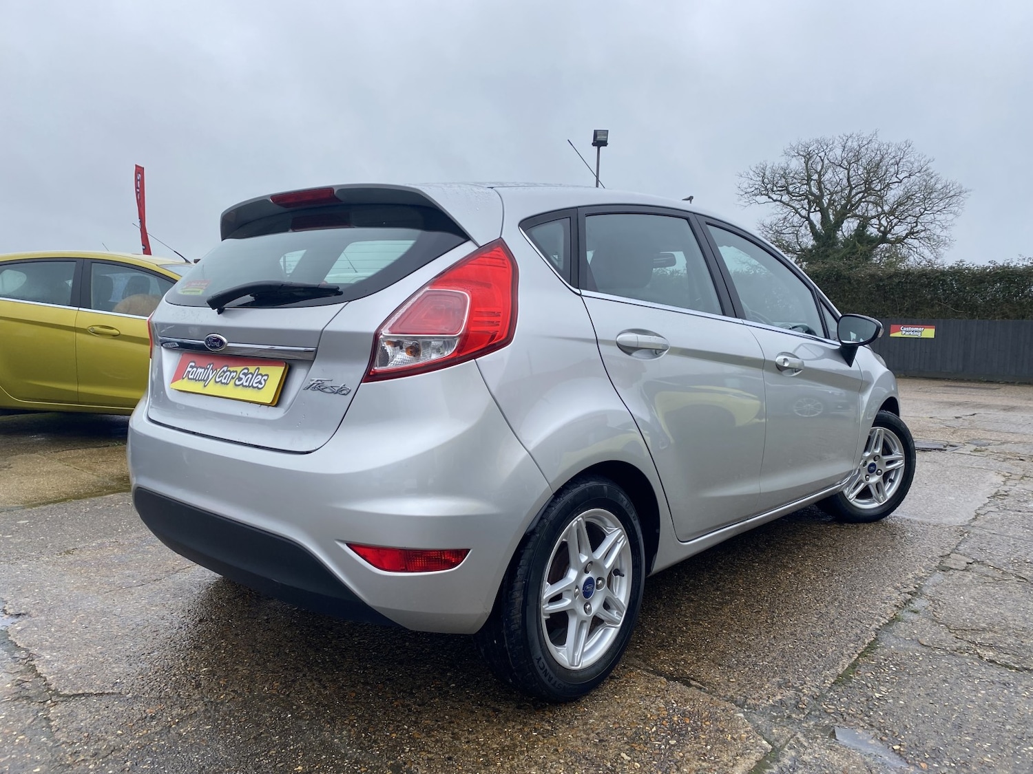 Used Ford Fiesta 2013 for sale - 77687681: Photo 3