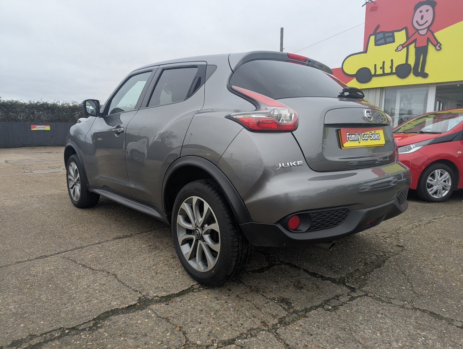 Used Nissan Juke 2019 for sale - 77635353: Photo 4