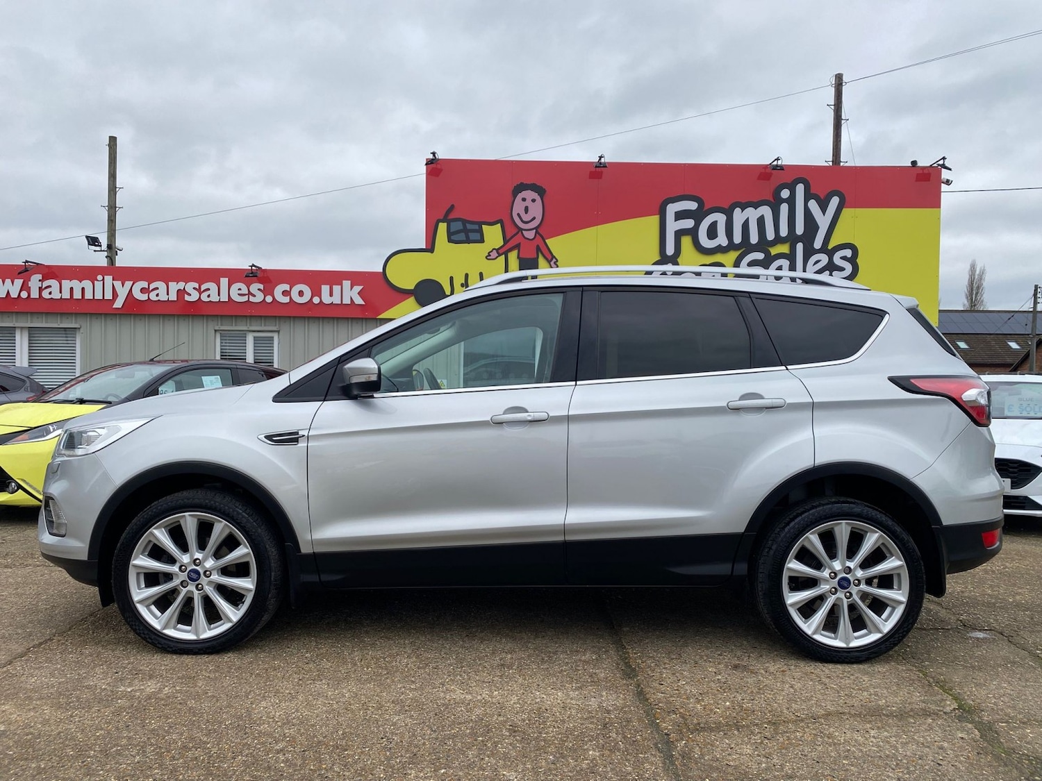 Used Ford Kuga 2019 for sale - 77675727: Photo 2