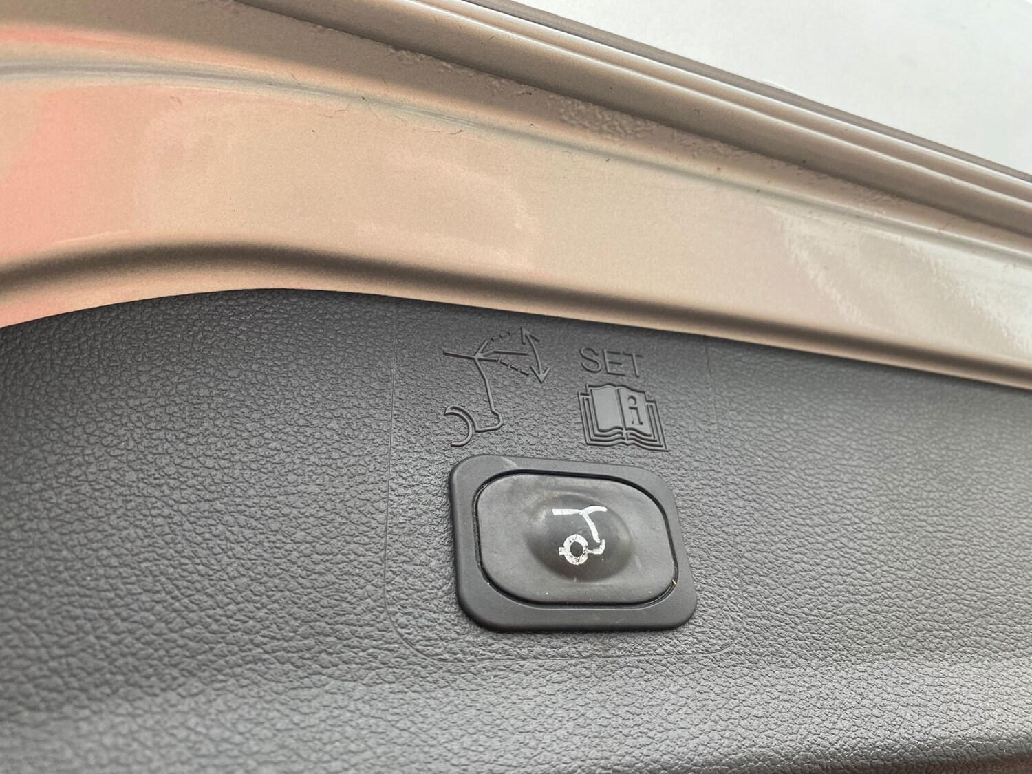 Used Ford Kuga 2019 for sale - 77675727: Photo 32