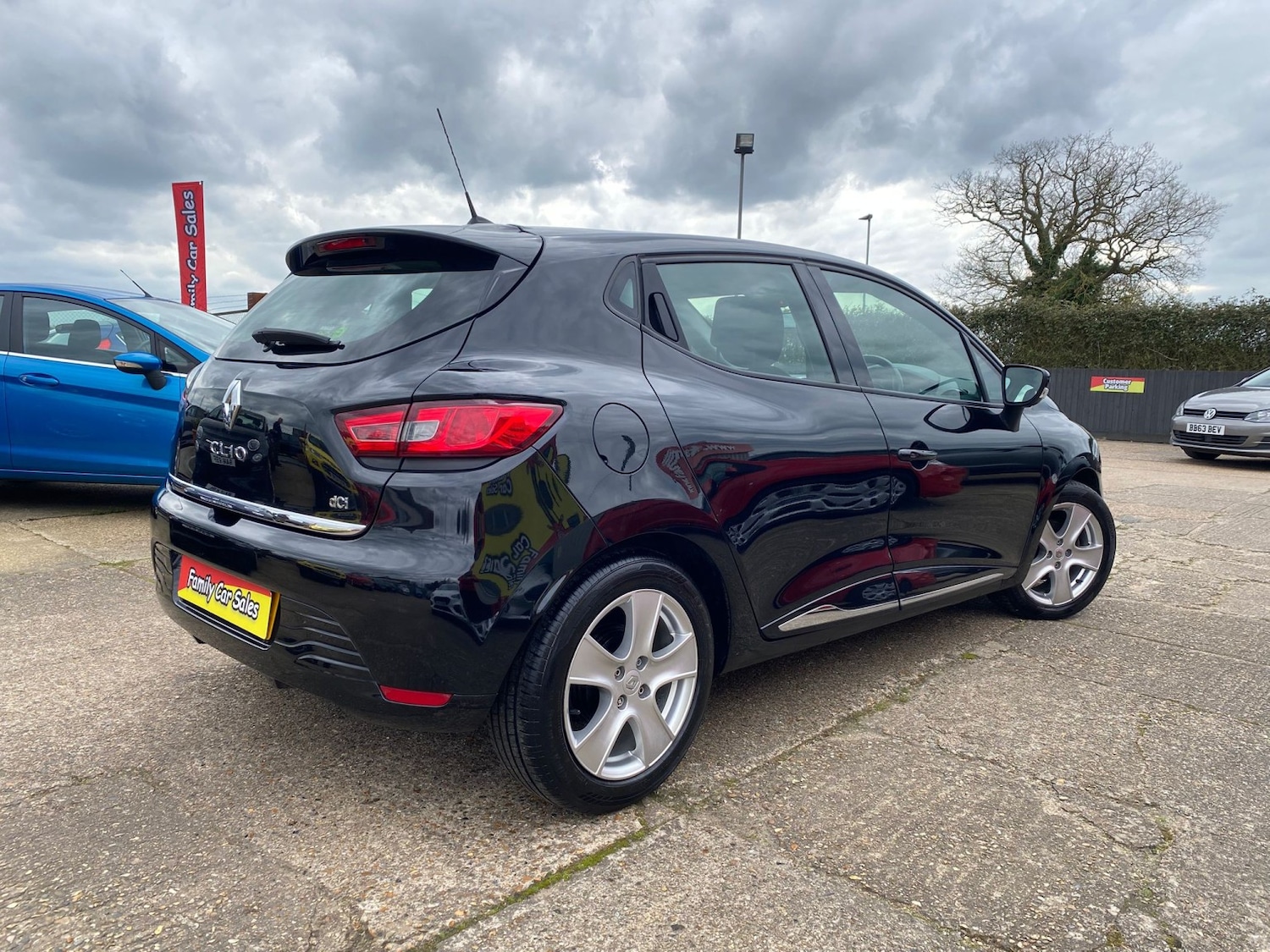 Used Renault Clio 2015 for sale - 78135061: Photo 4