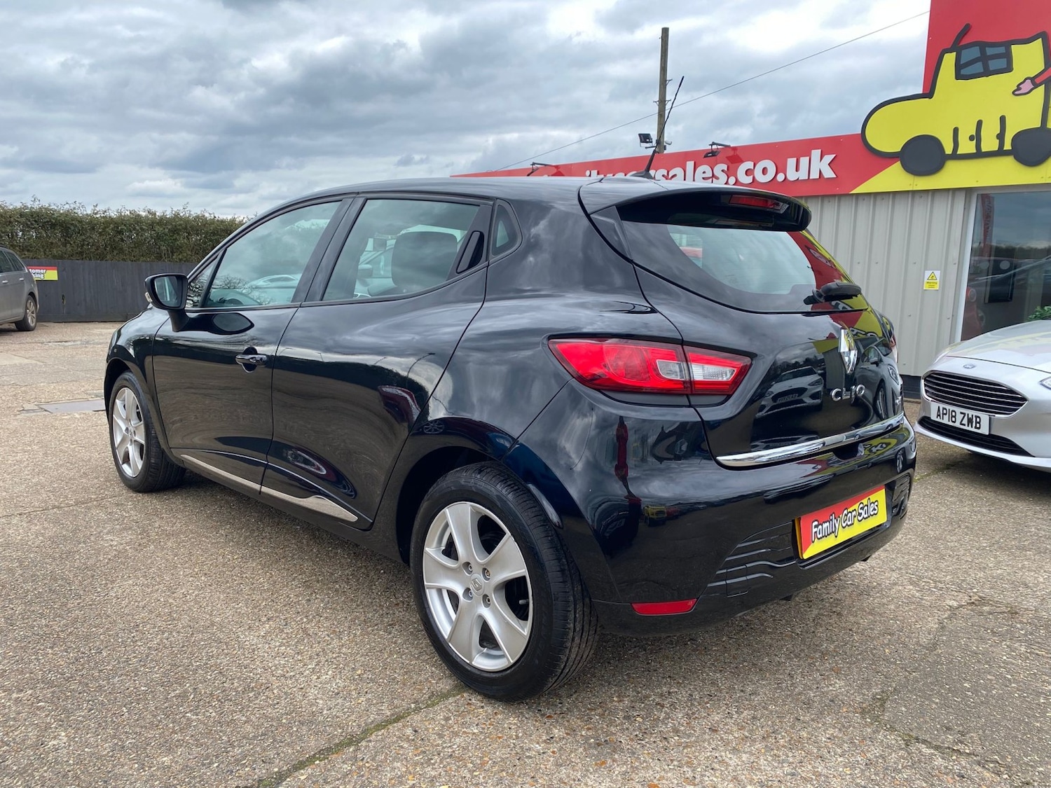 Used Renault Clio 2015 for sale - 78135061: Photo 7