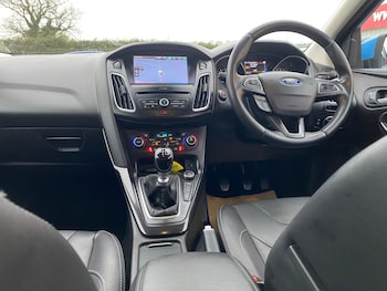 Used Ford Focus 2016 for sale - 76979555: Photo