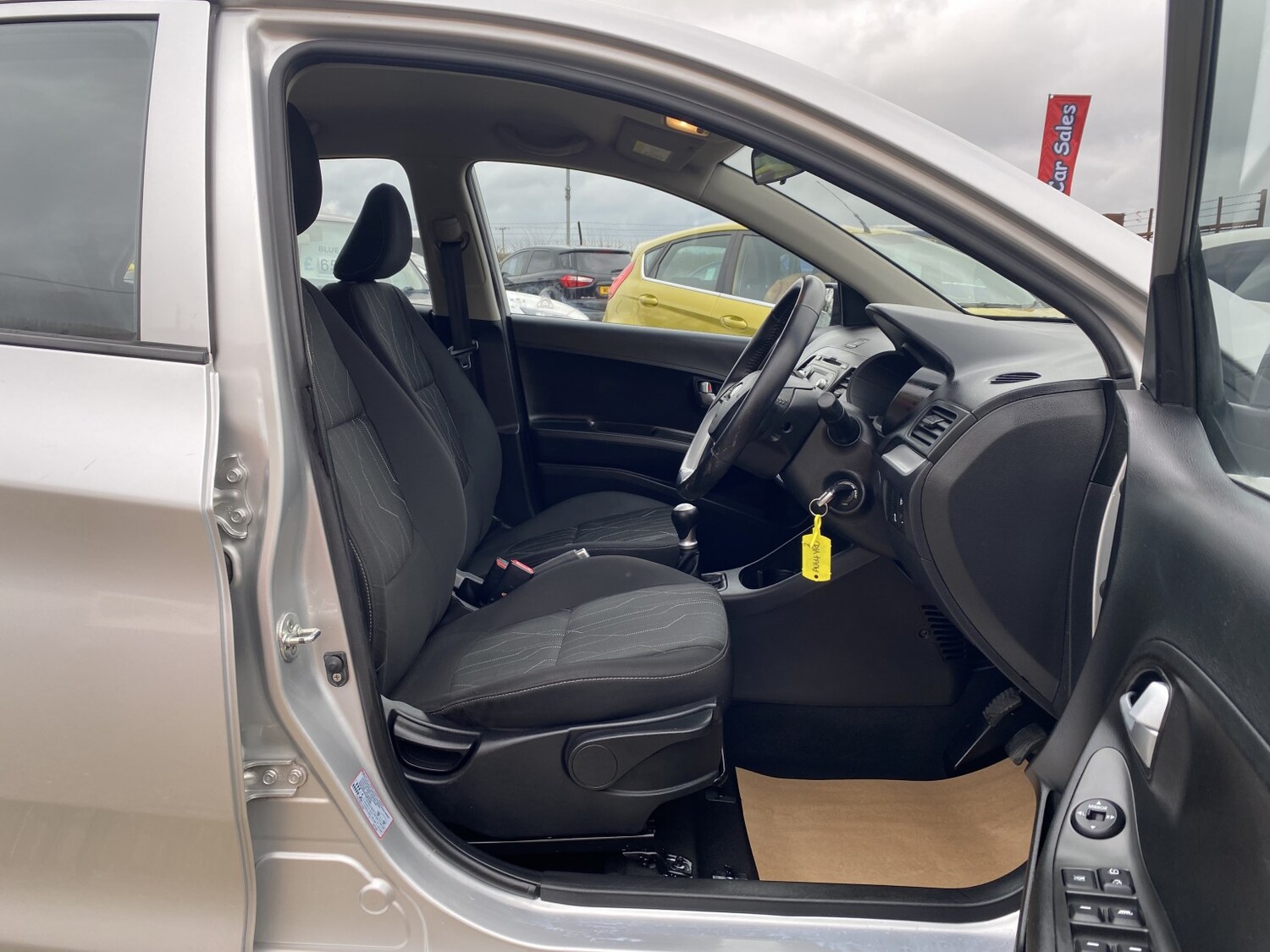 Used Kia Picanto 2014 for sale - 77681724: Photo 32