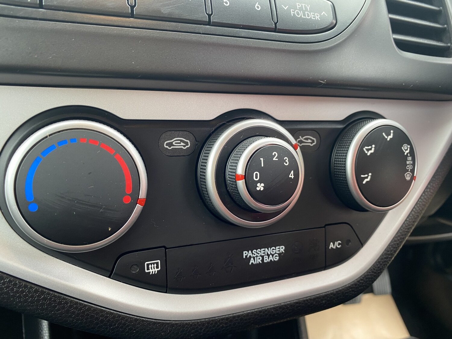 Used Kia Picanto 2014 for sale - 77681724: Photo 41