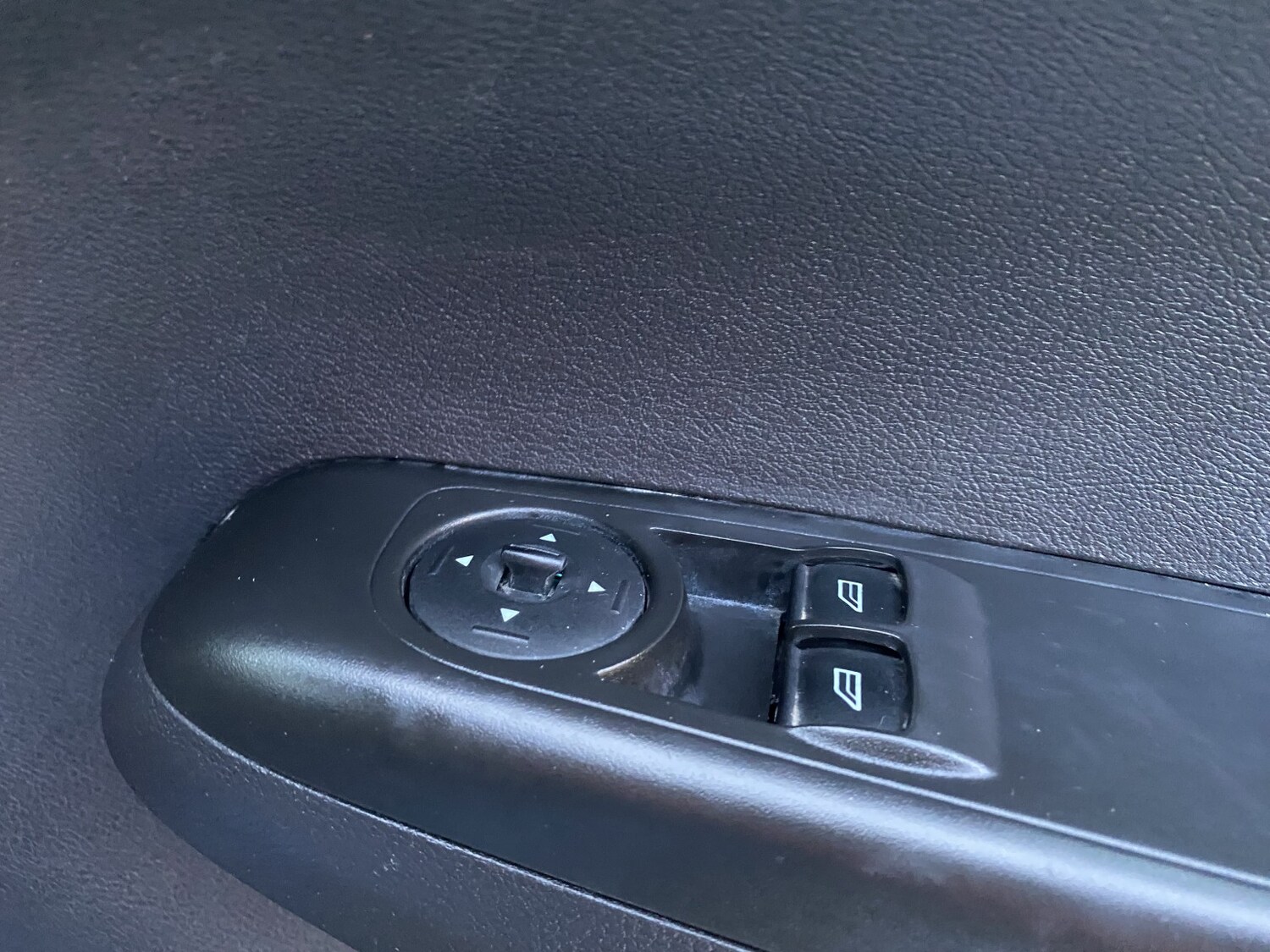 Used Ford Transit Courier 2015 for sale - 77584422: Photo 22