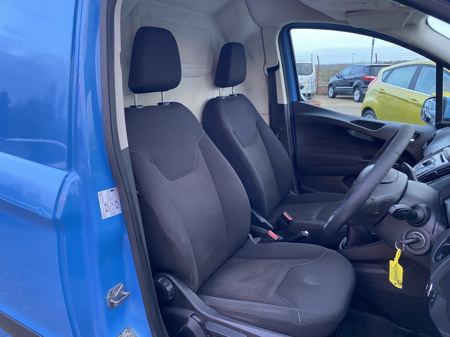 Used Ford Transit Courier 2015 for sale - 77584422: Photo 23