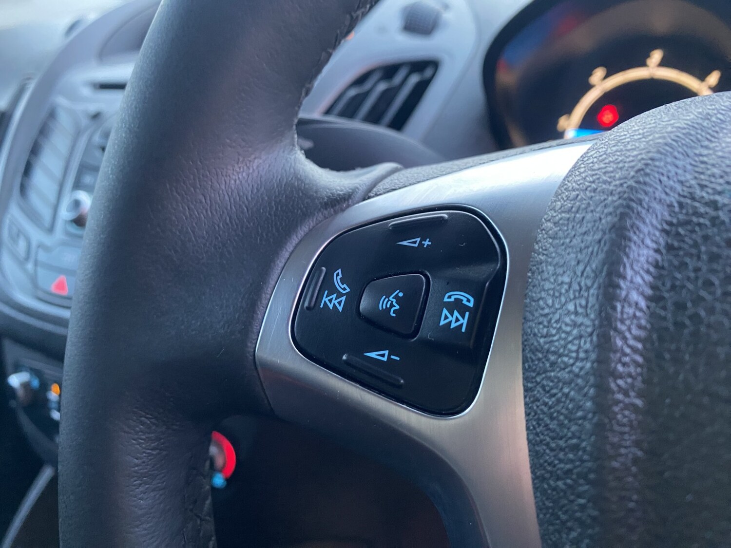 Used Ford Transit Courier 2015 for sale - 77584422: Photo 25