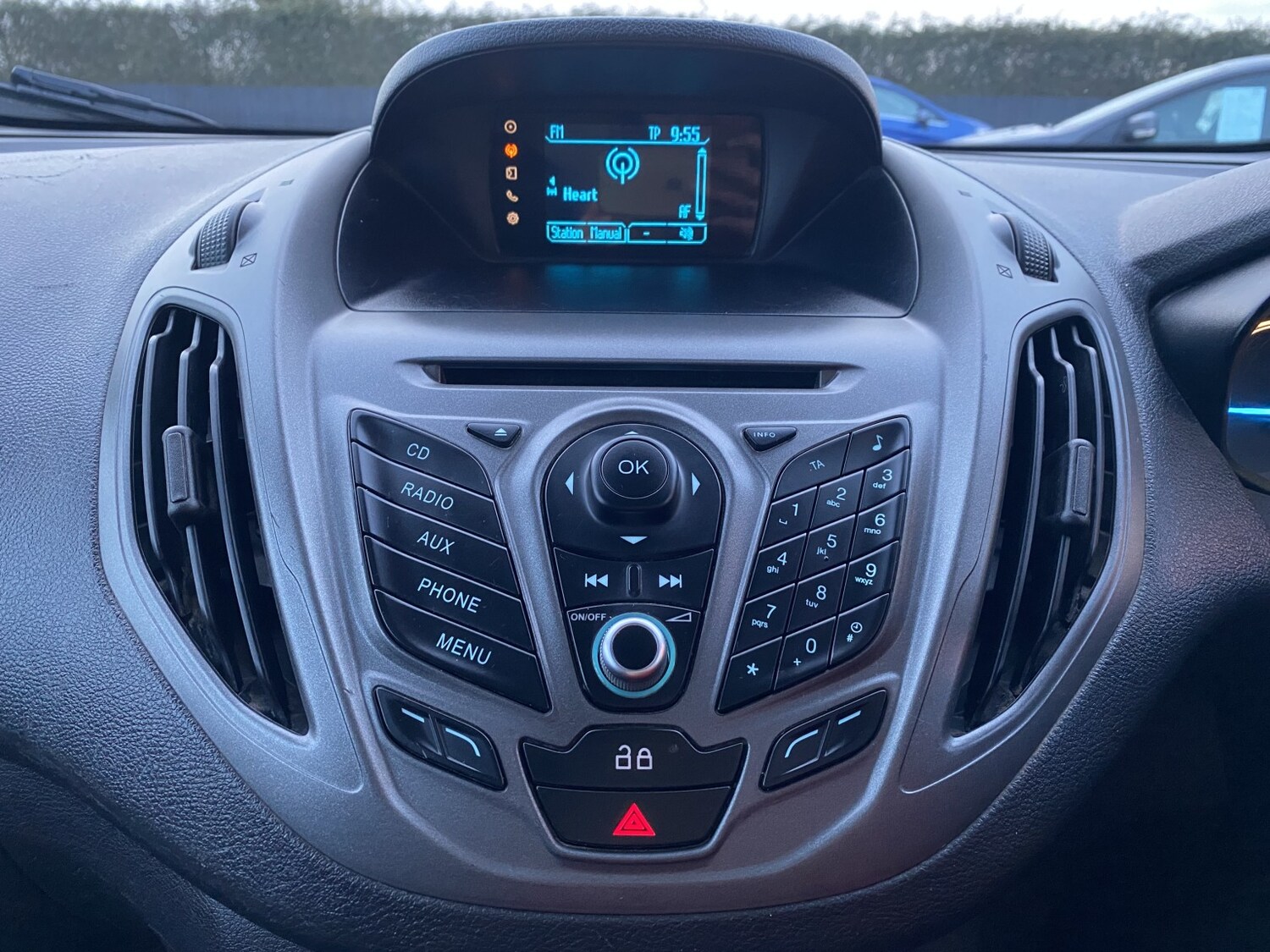 Used Ford Transit Courier 2015 for sale - 77584422: Photo 28