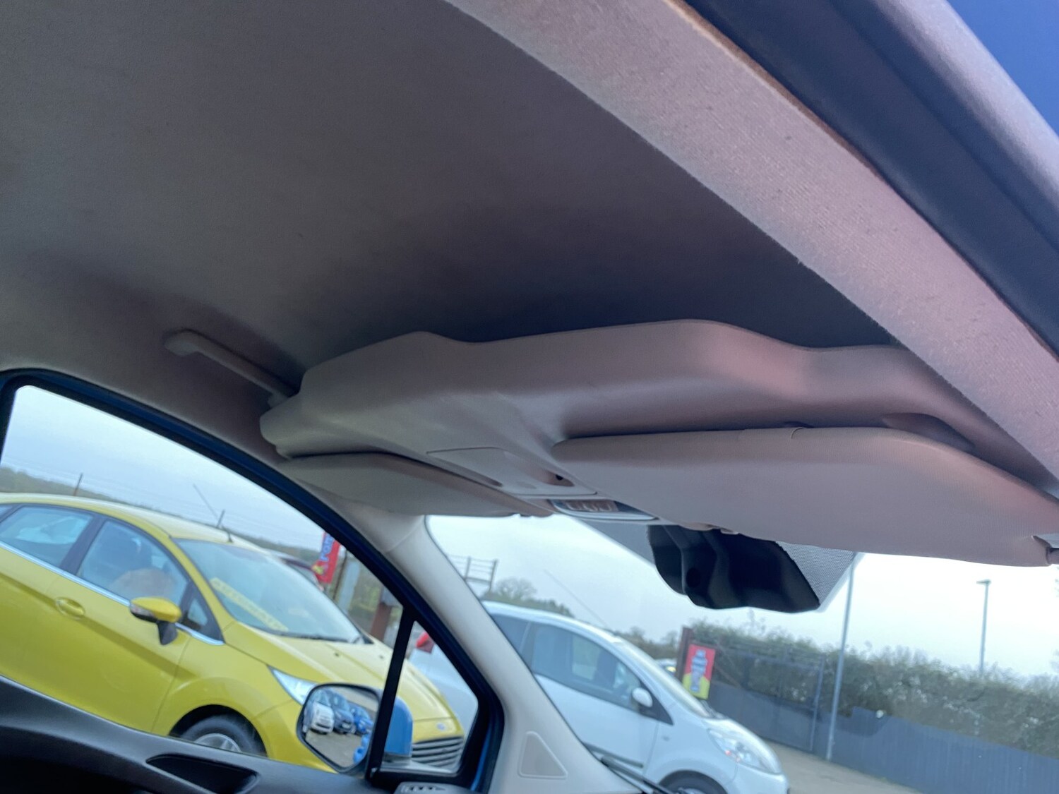 Used Ford Transit Courier 2015 for sale - 77584422: Photo 32