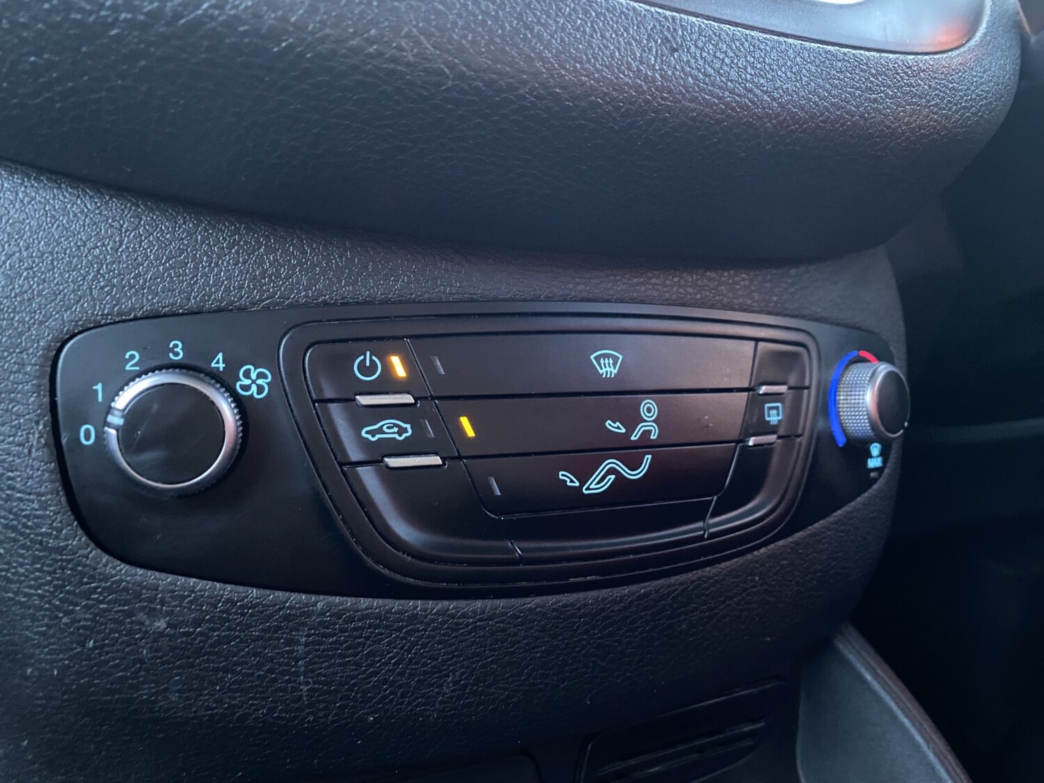 Used Ford Transit Courier 2015 for sale - 77584422: Photo 34