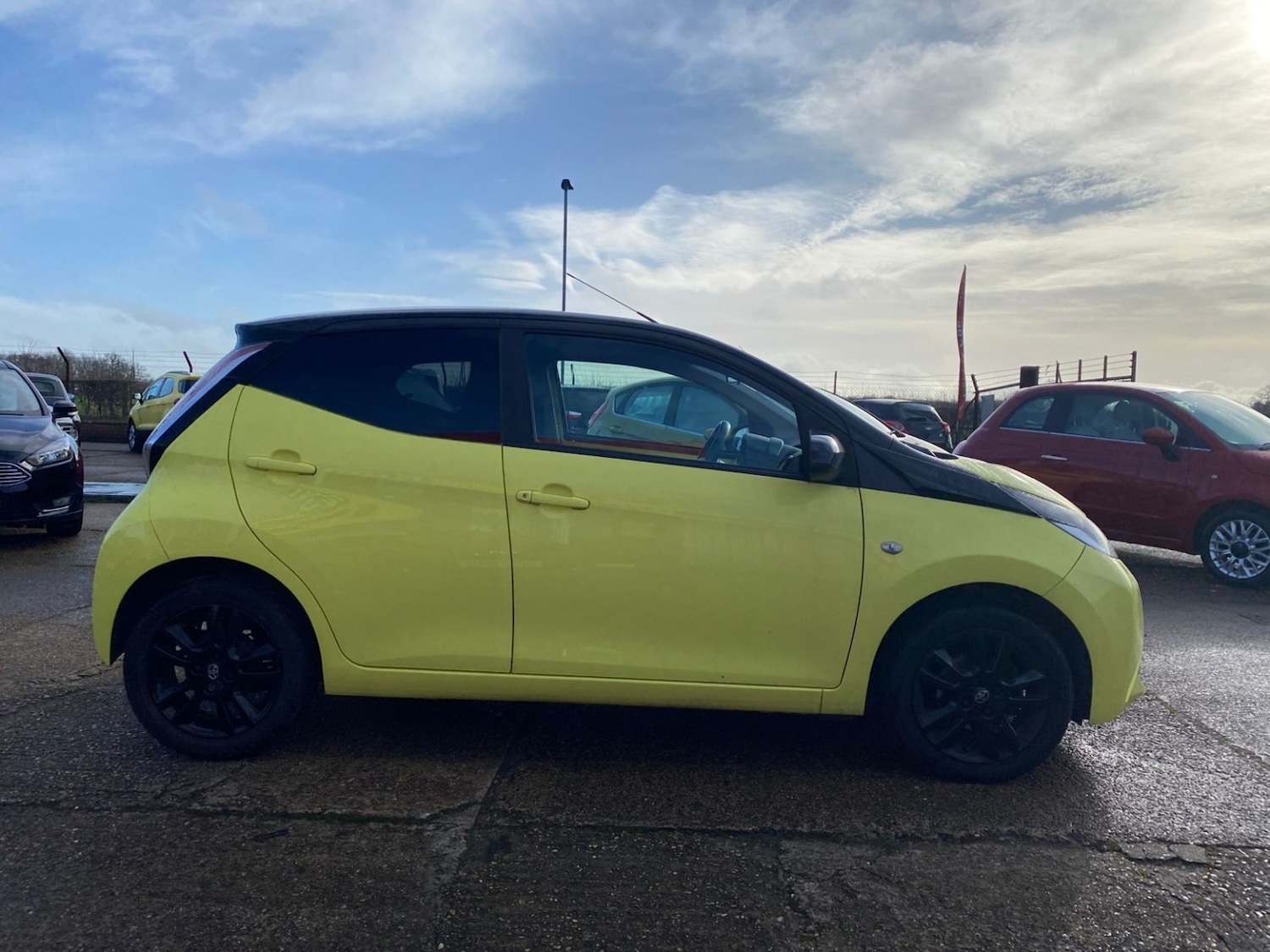 Used Toyota AYGO 2017 for sale - 77303571: Photo 14