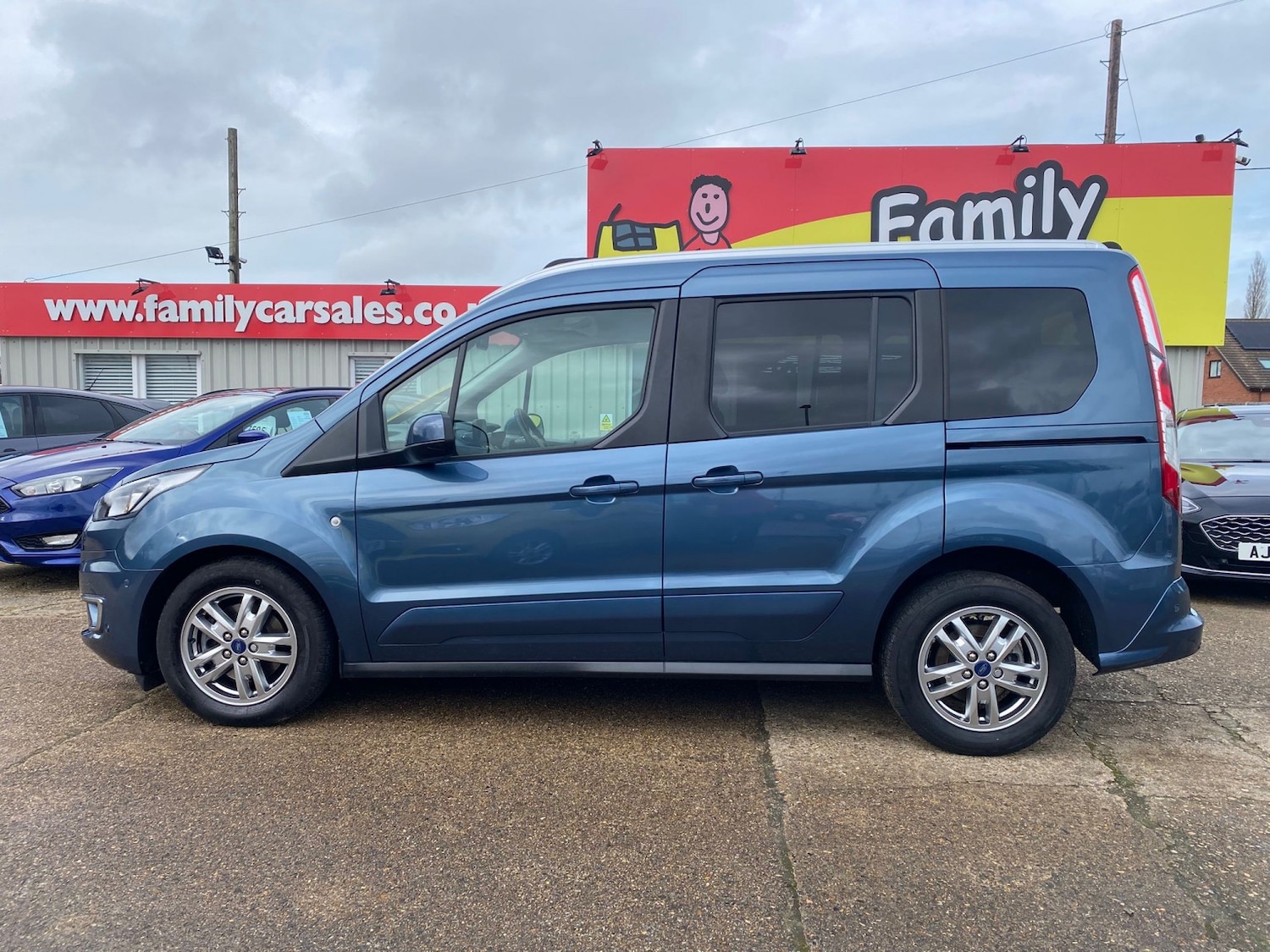 Used Ford Tourneo Connect 2019 for sale - 77385306: Photo 19