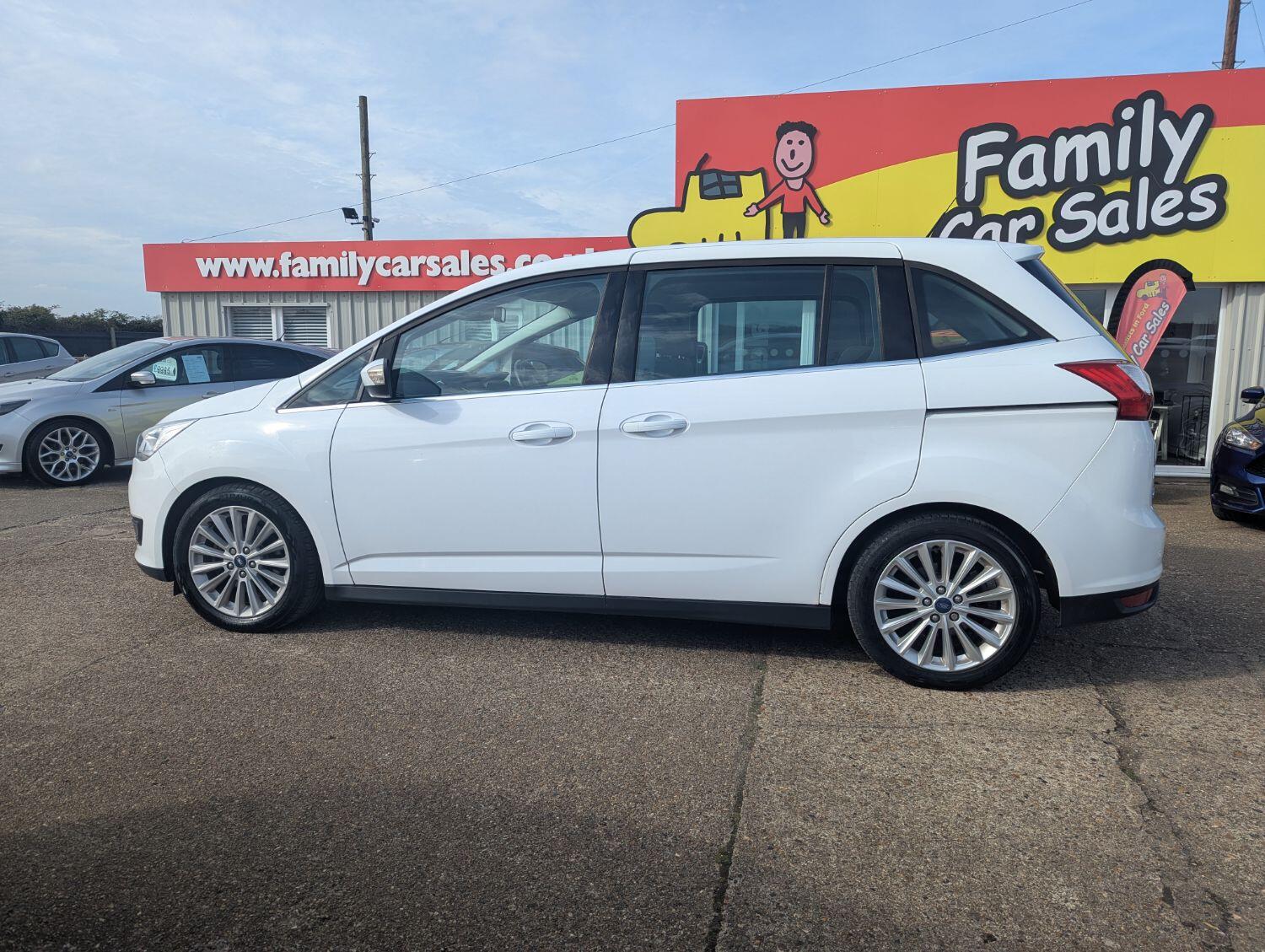 Used Ford Grand C-Max 2016 for sale - 76149290: Photo 2