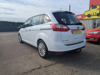 Used Ford Grand C-Max 2016 for sale - 76149290: Photo 3