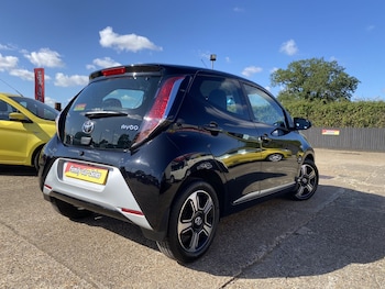 Used Toyota AYGO 2016 for sale - 79365442: Photo
